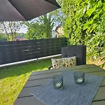 Elya Mit Garten, Wellness, Shopping, Auszeit * Bad Muenstereifel