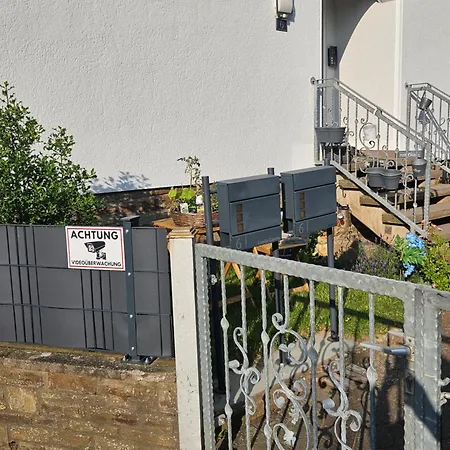 Apartment Elya Gartenparadies Nahe Events, Outlet Und Bad Muenstereifel