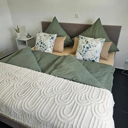 Διαμέρισμα Elya, Ihre Auszeit Zwischen Therme, Outlet, Bad Munstereifel