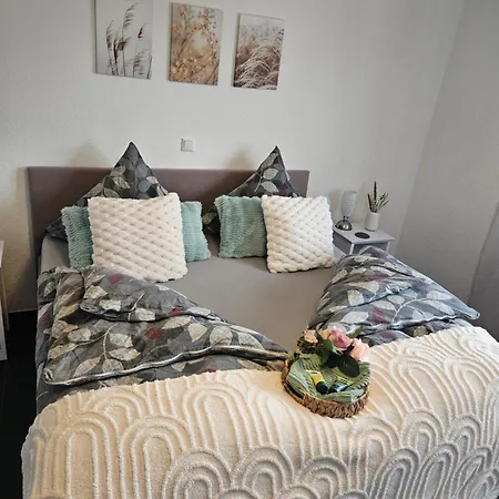 아파트 Fewo Elya Mit Garten Ruhig Nahe Wellness Und Shopping