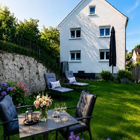 Elya, Privater Garten, Ruhige Lage, Outlet *