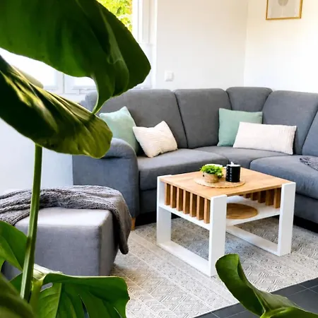 Elya, Privater Garten, Ruhige Lage, Outlet *