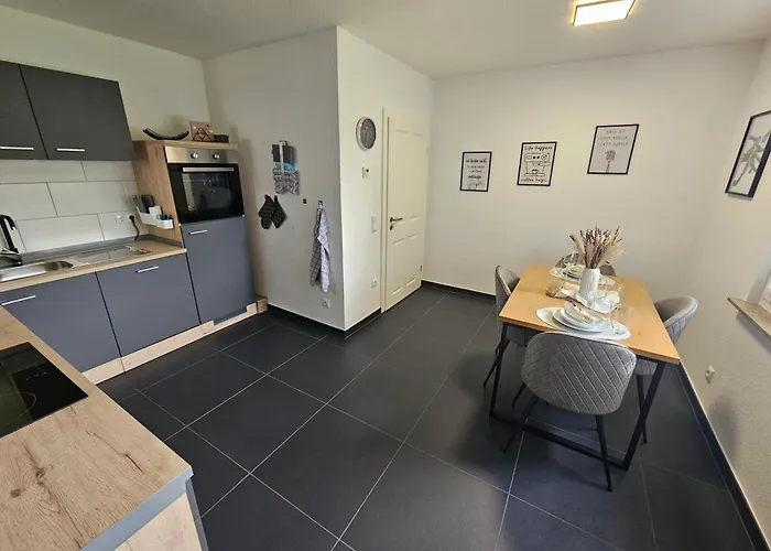 Fewo Elya Mit Garten Ruhig Nahe Wellness Und Shopping Apartmán