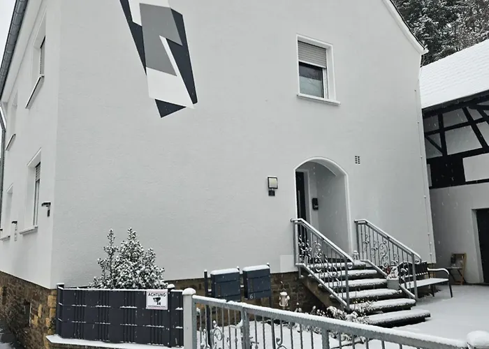 Elya Mit Garten, Wellness, Shopping, Auszeit Bad Muenstereifel