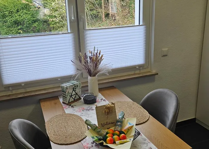 Elya Mit Garten, Wellness, Shopping, Auszeit * Bad Muenstereifel